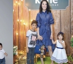 Potret kompak dengan anak-anaknya