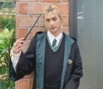 Hyunjin dengan kostum Slytherin