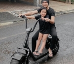 Anji bersama anak bungsunya yang didiagnosa mengidap autism ketika berusia 4 tahun