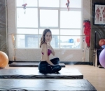 BCL rutin melakukan olahraga pilates