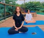 Agar pikiran lebih tenang, BCL juga kerap melakukan meditasi