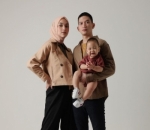 Potret Kompak Saat Sedang <i>Photoshoot</i> Bersama