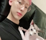 <i>Me Time</i> BamBam bersama Latte
