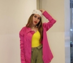 <i>Colorful</i> dan ceria