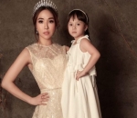 <i>Queen and her princess</i>