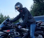 Tampil <i>Badass</i> Dengan Motor Sport