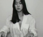 Aksi keren Isyana saat main piano dan Keyboard