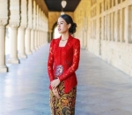 Kebaya Istimewa Untuk Wisuda