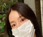 Masker tak mampu menghalangi pesona Miyeon