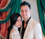 Makin romantis dengan baju <i>couple</i>