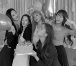Kompak Bersama Red Velvet