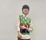 Kenakan <i>Outfit</i> Rapi Ala <i>Nerd Boy</i>