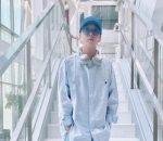 <i>Outfit</i> Khas<i>Boyfriend Material</i>