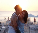 Momen saat menikmati <i>sunset</i>