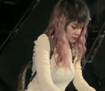 Aksi Enerjik Dinar Candy saat <i>rehearsal</i>