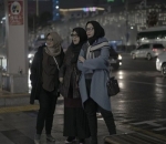 Trio kacamata   yang cantik-cantik