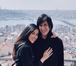 Mesra Bersama Sang Istri