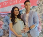 Harmonis saat <i>baby shower</i>