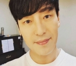 Uhm Ki Joon tanpa kacamata