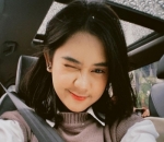 Potret <i>Selfie</i> Menggemaskan