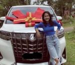 Sandrinna Beli mobil dari hasil kerja keras 