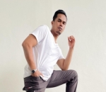 Kenakan <i>Style</i> Kasual