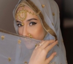 Dandan ala artis Bollywood 