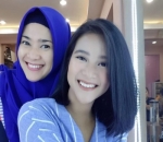 Sama-sama punya suara merdu 