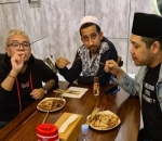 Nongkrong Bareng Tretan Muslim Dan Habib