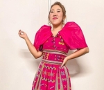 Tampil feminin dan anggun