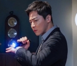 Tampan dengan <i>look</i> formal