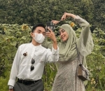 Romantis penuh gombalan