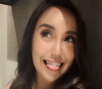 Potret <i>Selfie</i> Cantik