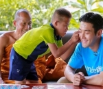 siwon saat berkunjung ke Thailand