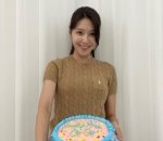 Rayakan <i>Anniversary</i> ke-14 SNSD