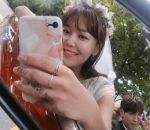Potret <i>Mirror Selfie</i> Unik