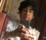 Potret <i>Mirror Selfie</i> Kocak