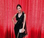 Tampil bak artis Bollywood 
