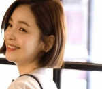 Identik dengan rambut pendek