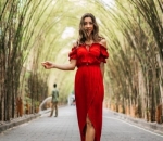 <i>Stunning in red</i>