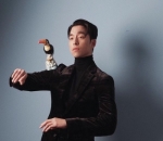 Menawan dengan <i>outfit</i> serba hitam