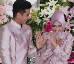 Ricis dan Ryan pamer cincin
