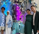 Artis super sukses