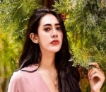 Jadi publik figur hingga penyanyi
