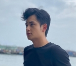 <i>Side Profile</i> Memesona