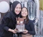 Ceria di momen ultah Aqila