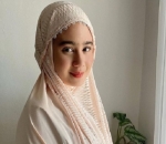 Cantik saat kenakan mukena