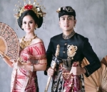 Mahar unik dan dihadiri politikus 