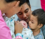 <i>Family portrait</i> lengkap 