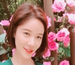 Identik dengan rambut pendek